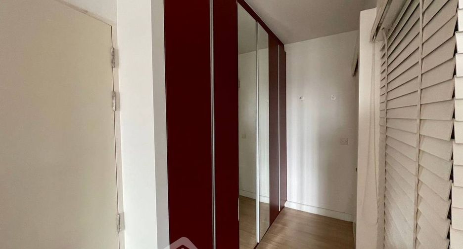 For sale 1 bed condo in Sathon, Bangkok