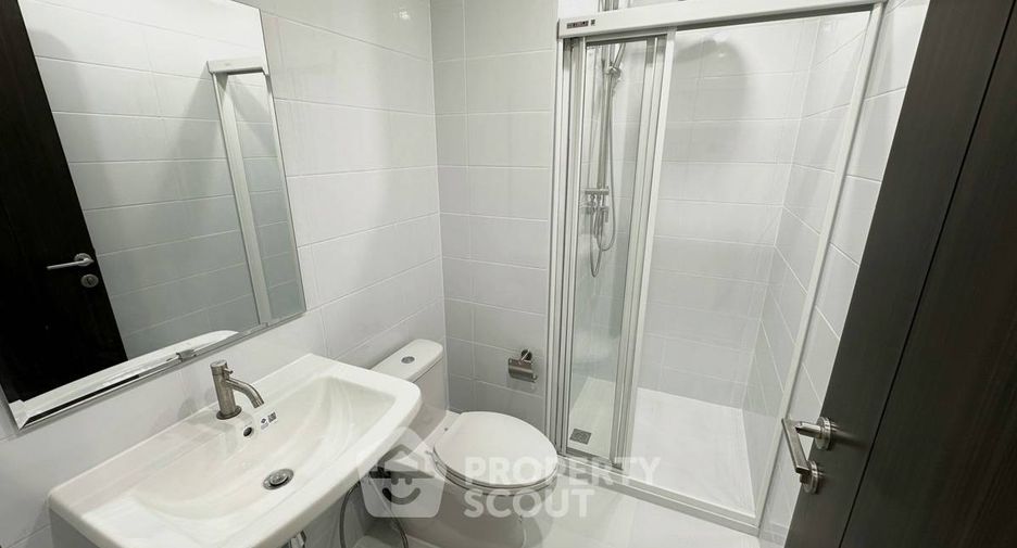For sale 2 bedrooms condo in Watthana, Bangkok