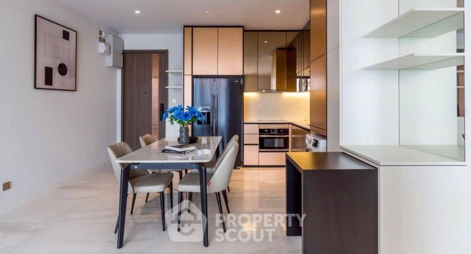 For sale 3 bedrooms condo in Sathon, Bangkok