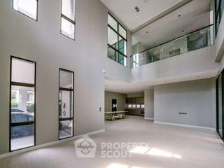 For sale 6 bedrooms house in Suan Luang, Bangkok