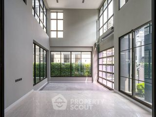 For sale 6 bedrooms house in Suan Luang, Bangkok