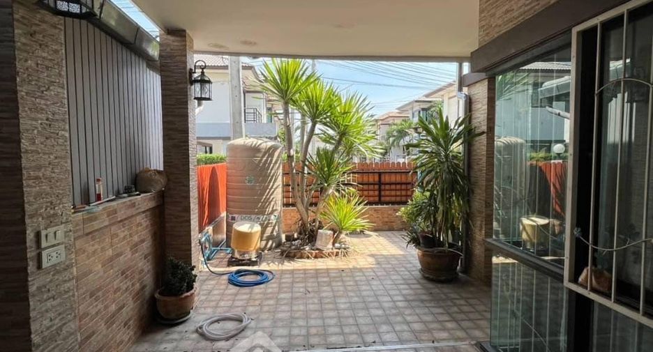 Haus zum Kauf mit 4 Zimmer in Bang Lamung, Chonburi