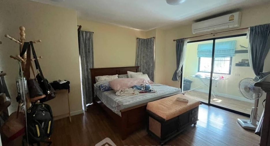 Haus zum Kauf mit 4 Zimmer in Bang Lamung, Chonburi