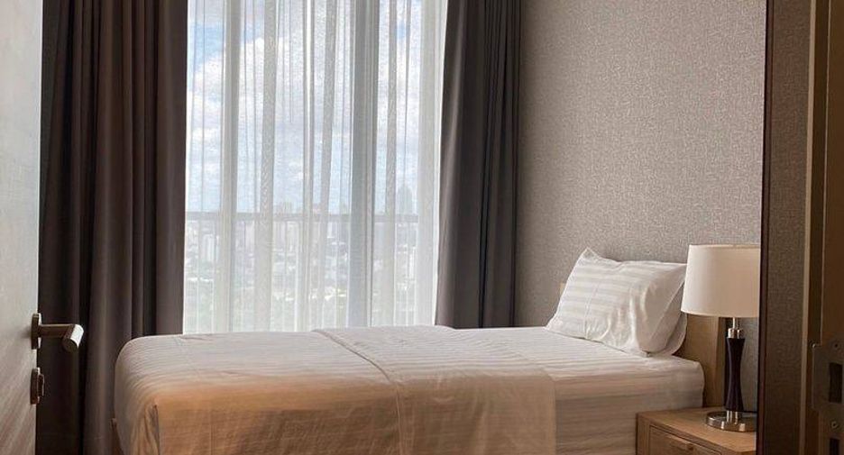 For sale 2 bedrooms condo in Khlong Toei, Bangkok