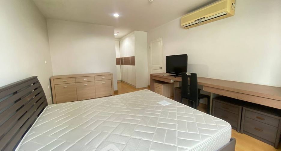 ขาย 2 ห้องนอน คอนโด ใน คลองเตย, กรุงเทพฯ