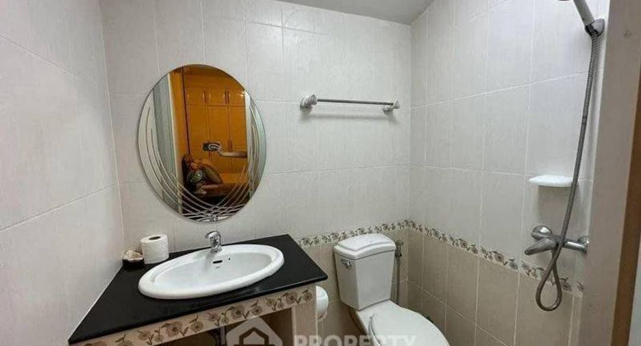 Продажа 5 спальни вилла в Йомтиен, Паттайя