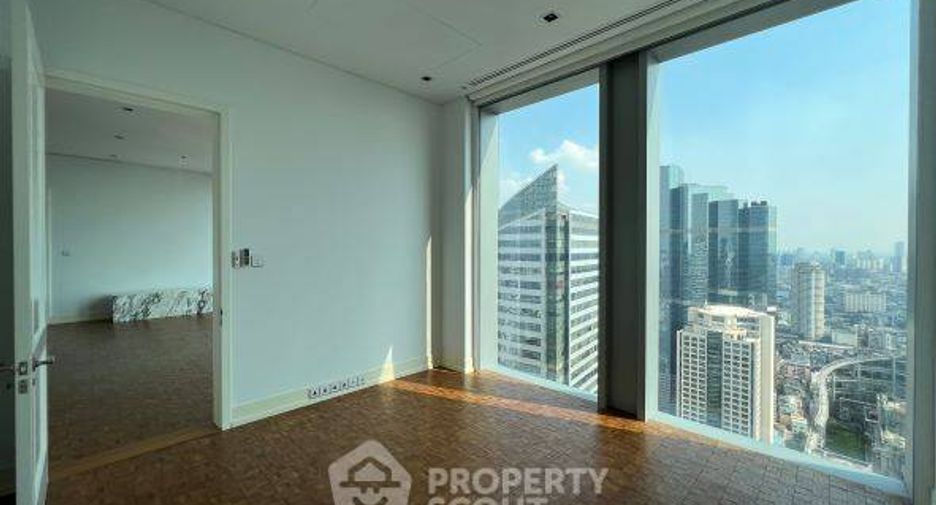 For sale 2 bedrooms condo in Sathon, Bangkok