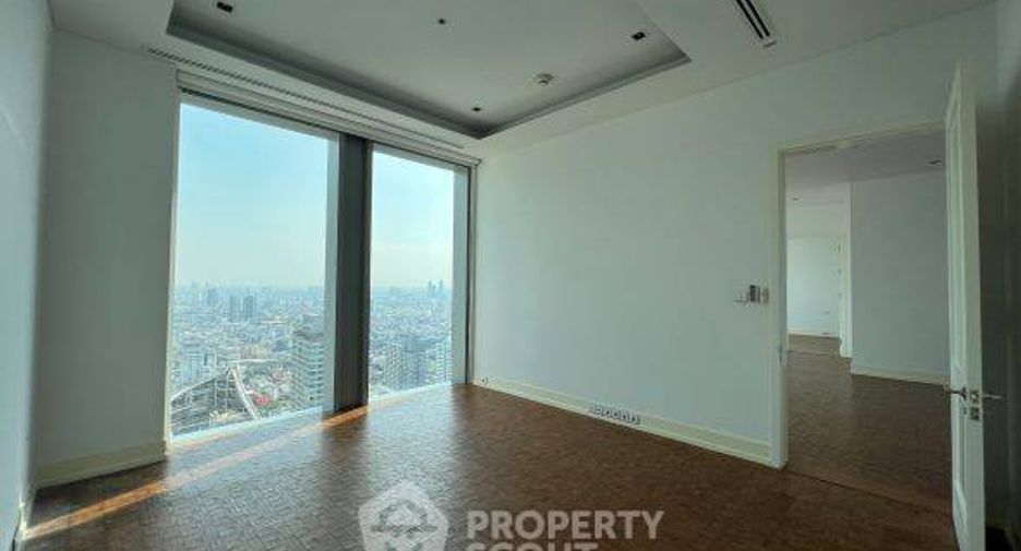 For sale 2 bedrooms condo in Sathon, Bangkok