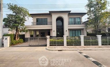 Продажа 4 спальни таунхаус в Mueang Samut Sakhon, Самутсакхон