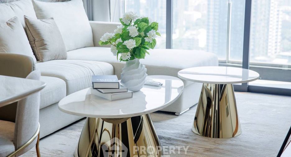 For sale 2 bedrooms condo in Khlong Toei, Bangkok