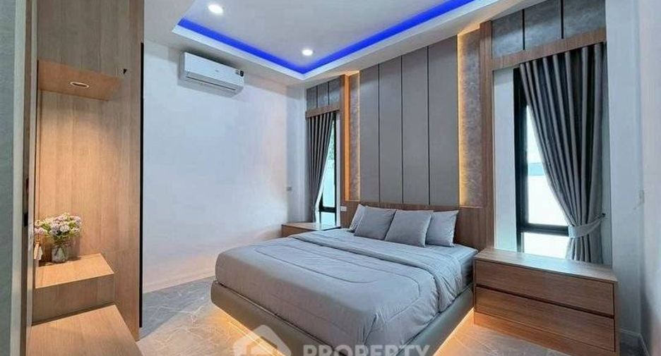 Продажа 4 спальни дом в Йомтиен, Паттайя