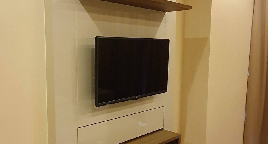 For sale 1 bed condo in Sathon, Bangkok