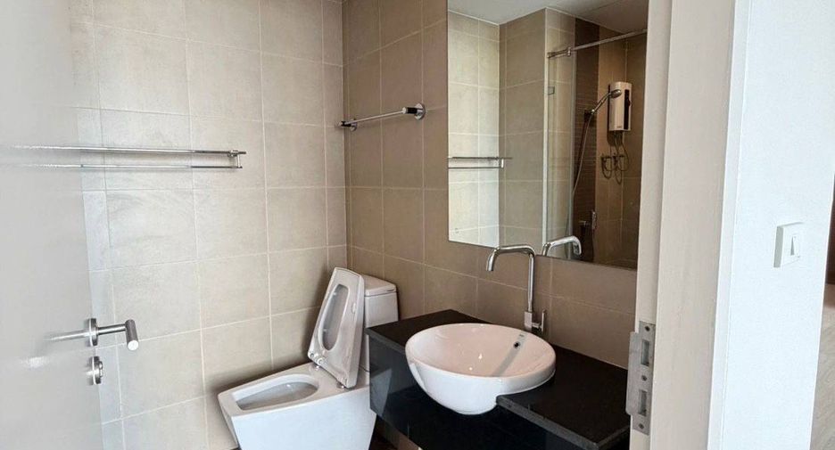 For sale 2 bedrooms condo in Watthana, Bangkok