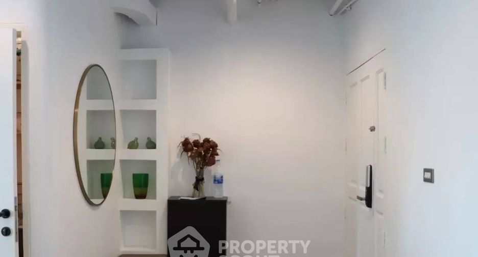 For sale 3 bedrooms condo in Khlong Toei, Bangkok