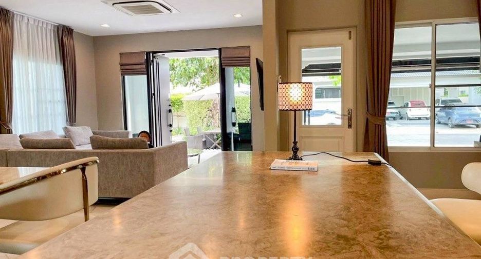 Haus zur Miete und zum Kauf mit 4 Zimmer in Bang Khen, Bangkok