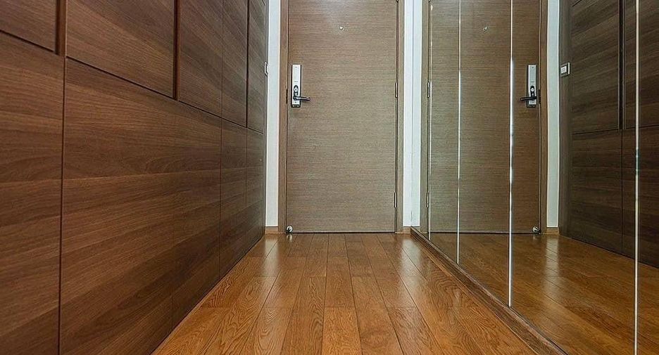 For sale 2 bedrooms condo in Sathon, Bangkok