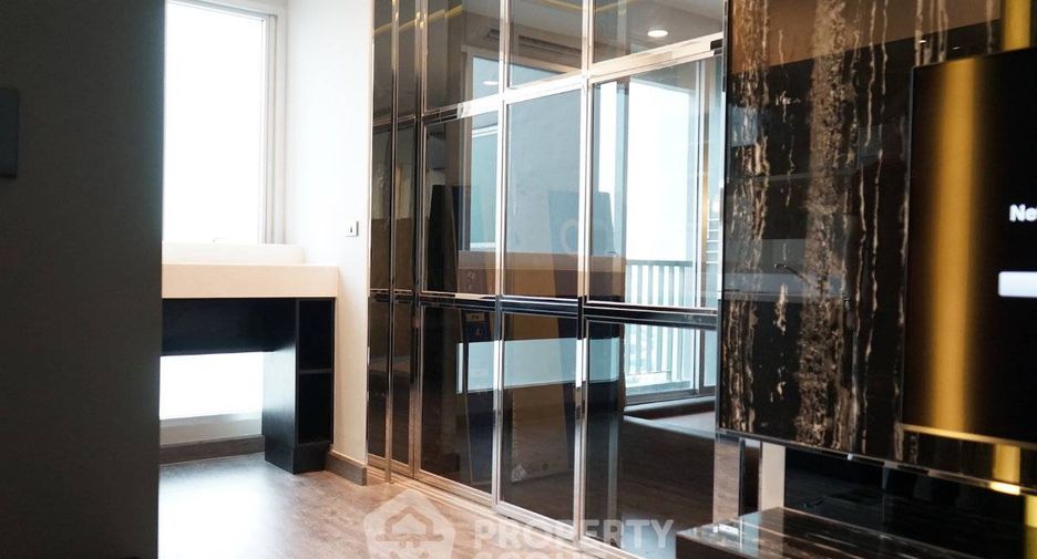 For sale 1 bed condo in Phaya Thai, Bangkok