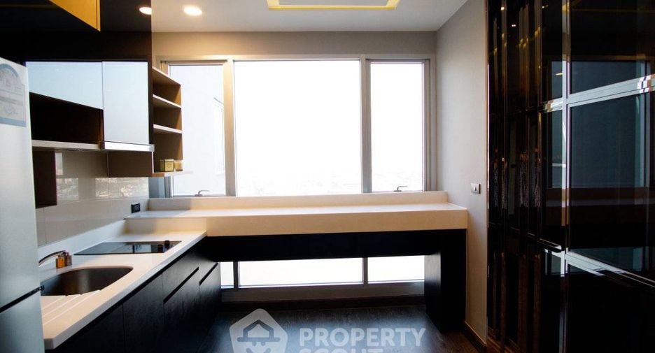 For sale 1 bed condo in Phaya Thai, Bangkok