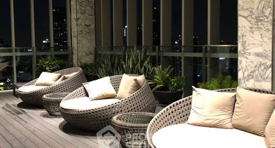 For sale 1 bed condo in Khlong Toei, Bangkok