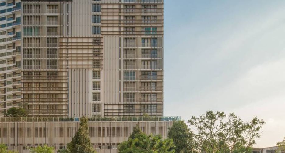 For sale 1 bed condo in Khlong Toei, Bangkok