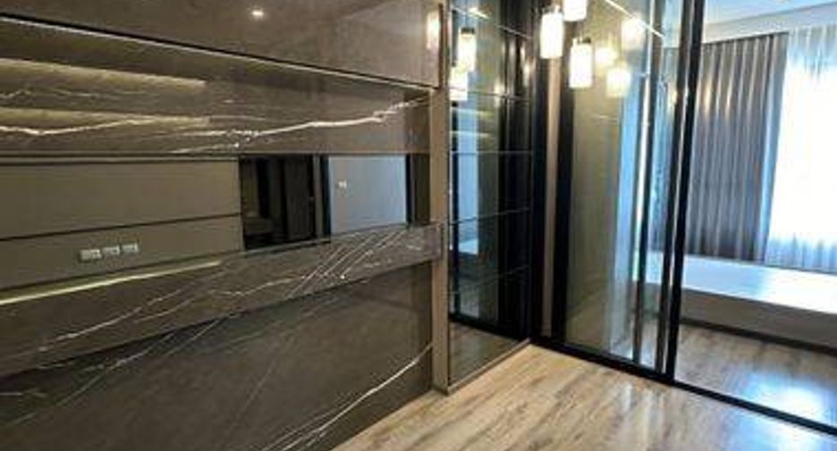For sale 1 bed condo in Watthana, Bangkok