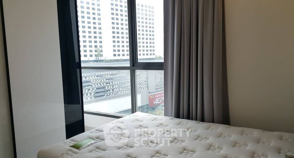 For sale 2 bedrooms condo in Huai Khwang, Bangkok