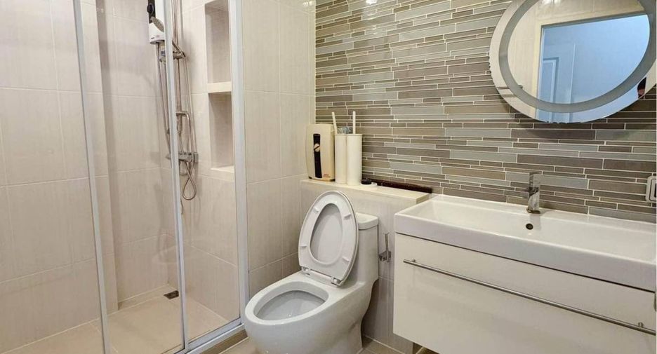 For sale 2 ベッドルーム condo in Chatuchak, Bangkok