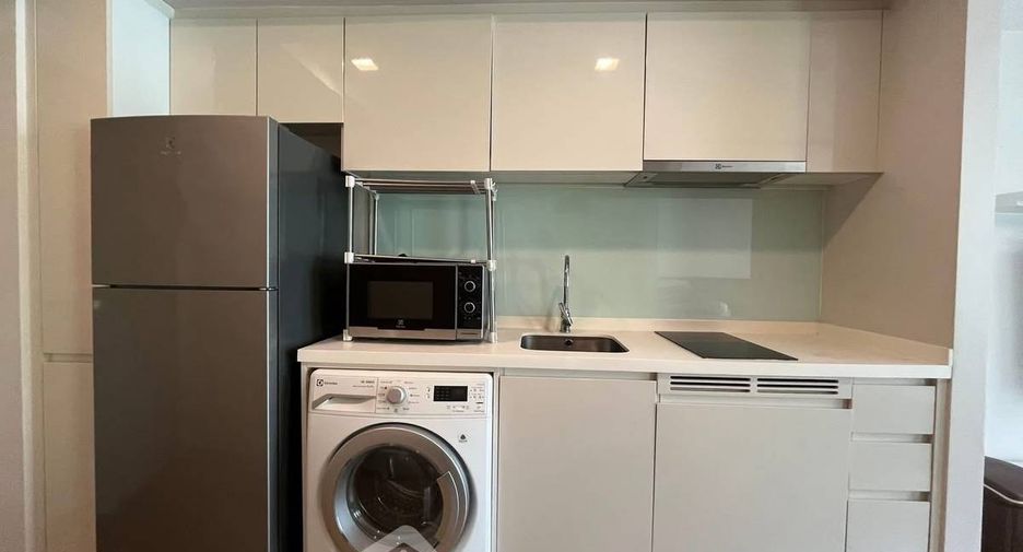 For rent and for sale 1 bed condo in Khlong Toei, Bangkok
