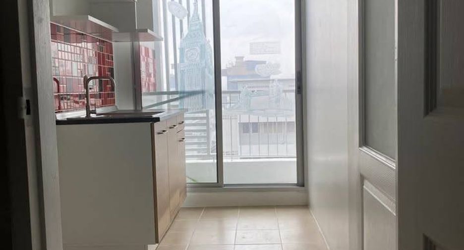 For sale 2 bedrooms condo in Bang Kapi, Bangkok