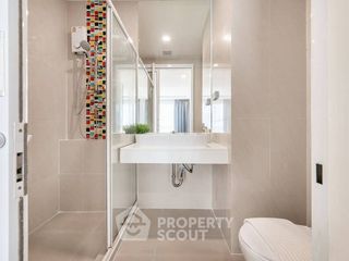 For sale 2 bedrooms condo in Wang Thonglang, Bangkok
