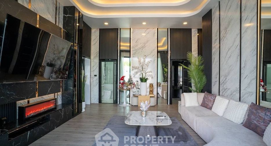 For sale 4 bedrooms villa in East Pattaya, Pattaya