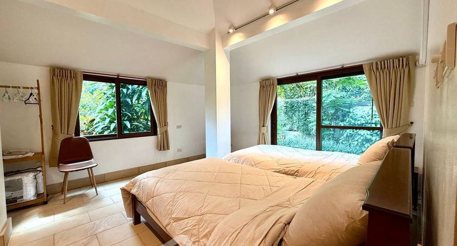 Haus zum Kauf mit 4 Zimmer in Sattahip, Chonburi