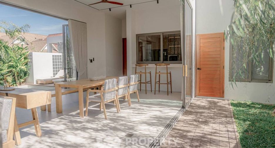 For sale 4 bedrooms villa in East Pattaya, Pattaya
