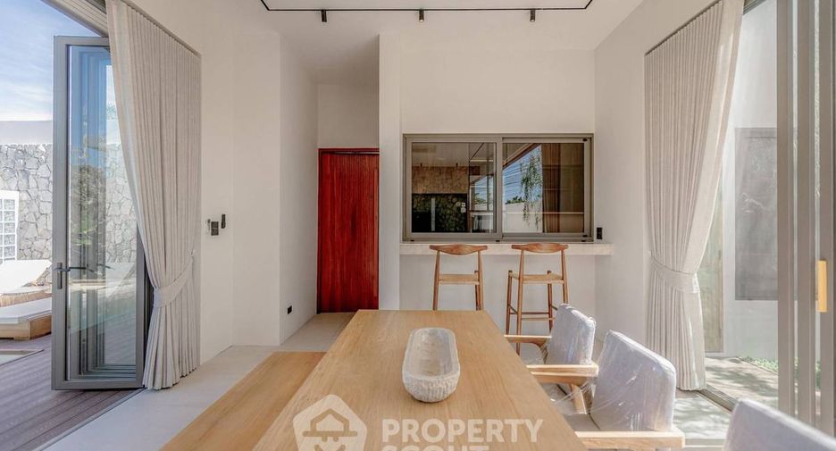 For sale 4 bedrooms villa in East Pattaya, Pattaya