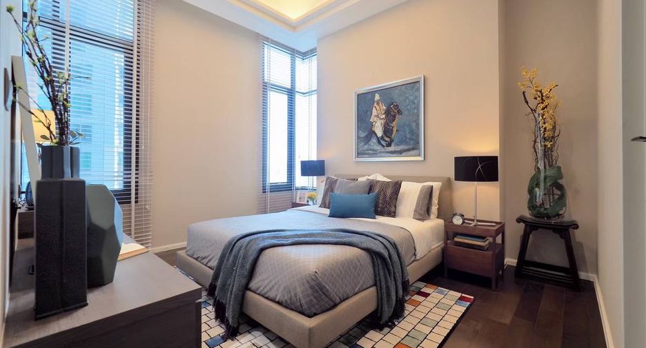 For sale 2 bedrooms condo in Khlong Toei, Bangkok