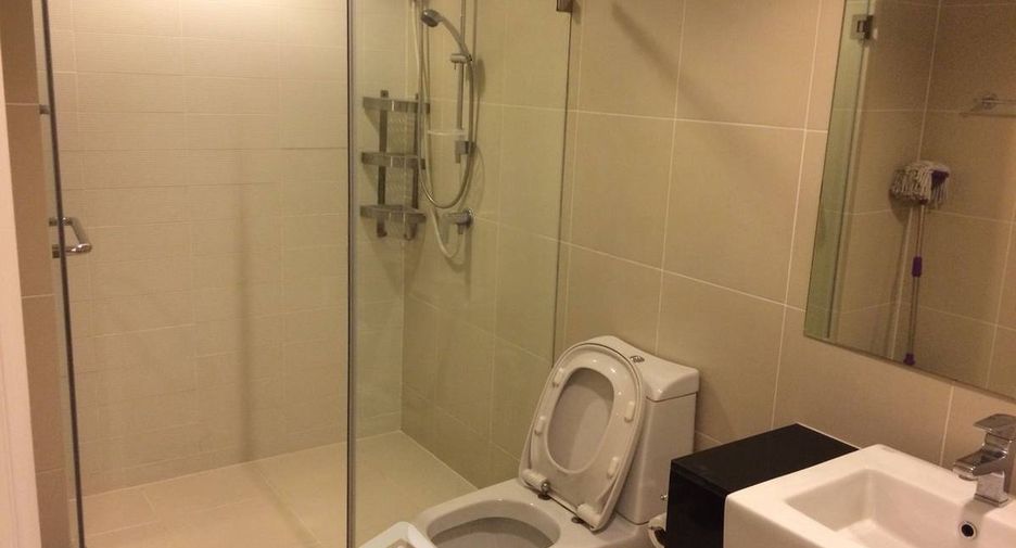 For rent and for sale 1 bed condo in Huai Khwang, Bangkok