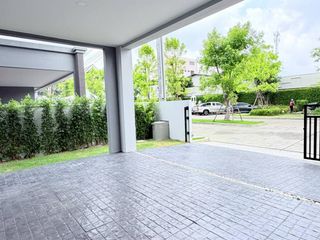 For sale 4 bedrooms house in Lat Krabang, Bangkok