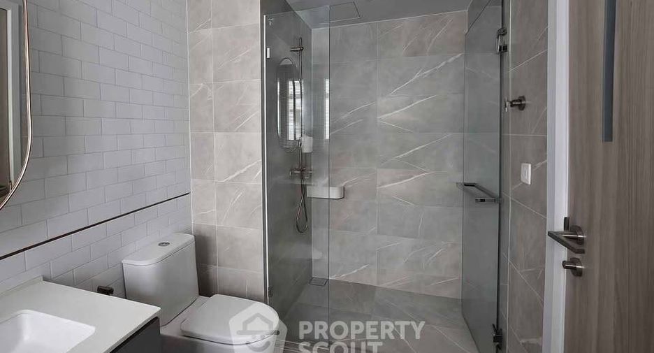 For sale 2 bedrooms condo in Watthana, Bangkok