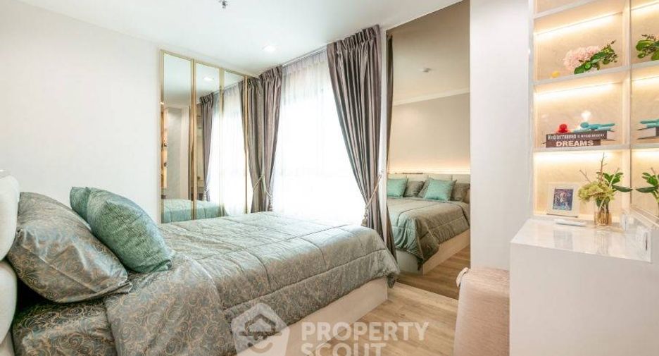 For sale 3 bedrooms condo in Huai Khwang, Bangkok
