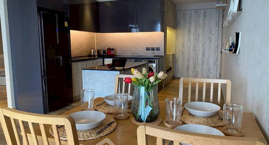 For rent and for sale 2 bedrooms condo in Watthana, Bangkok
