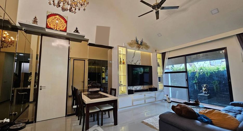 Villa zur Miete und zum Kauf mit 2 Zimmer in Huay Yai, Pattaya
