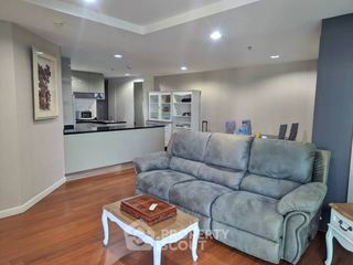 Condo en alquiler y en venta de 2 habitaciones en Huai Khwang, Bangkok