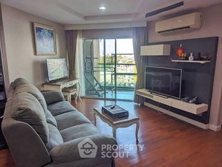 Condo en alquiler y en venta de 2 habitaciones en Huai Khwang, Bangkok