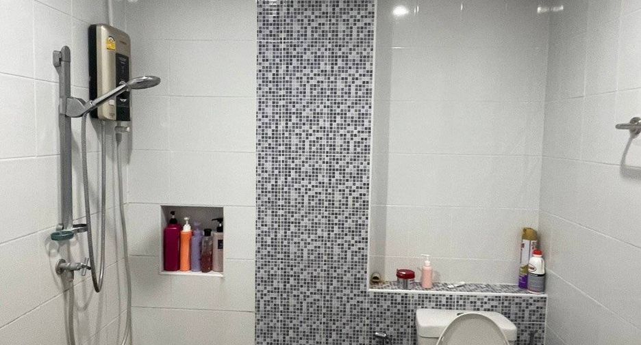 For sale 3 bedrooms townhouse in Bang Khun Thian, Bangkok