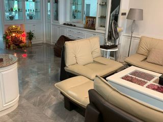 For sale 5 ベッドルーム townhouse in Bang Lamung, Chonburi