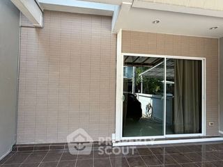 For sale 3 bedrooms townhouse in Prawet, Bangkok