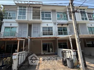 For sale 3 bedrooms townhouse in Prawet, Bangkok