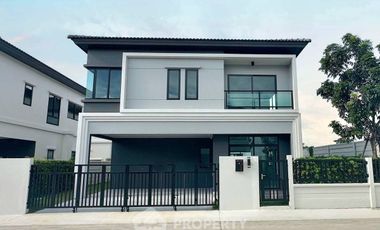 For sale 4 bedrooms condo in Sai Mai, Bangkok