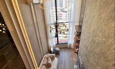 For sale 2 bedrooms condo in Huai Khwang, Bangkok