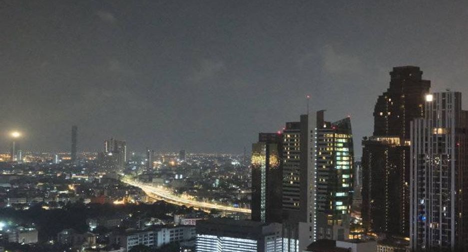For sale 1 bed condo in Sathon, Bangkok
